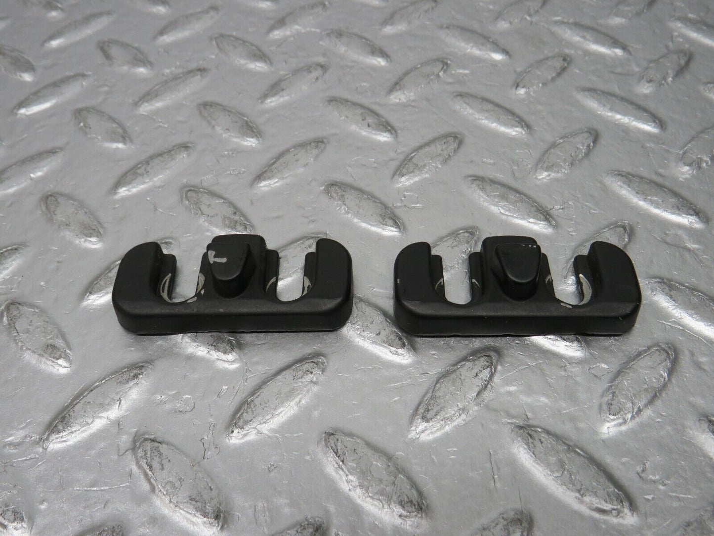 31386 Mercedes-Benz S124 220TE Wagon Trunk Lock Latch 1247660776