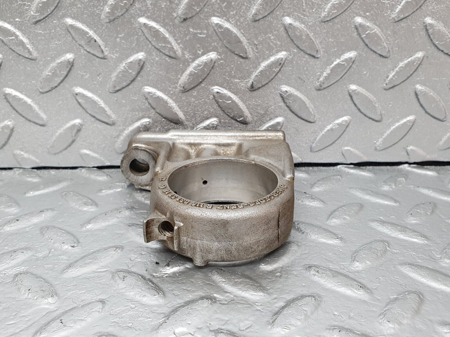 43797 Mercedes-Benz C126 380SEC Coupe Camshaft Tower Bearing 1160515118