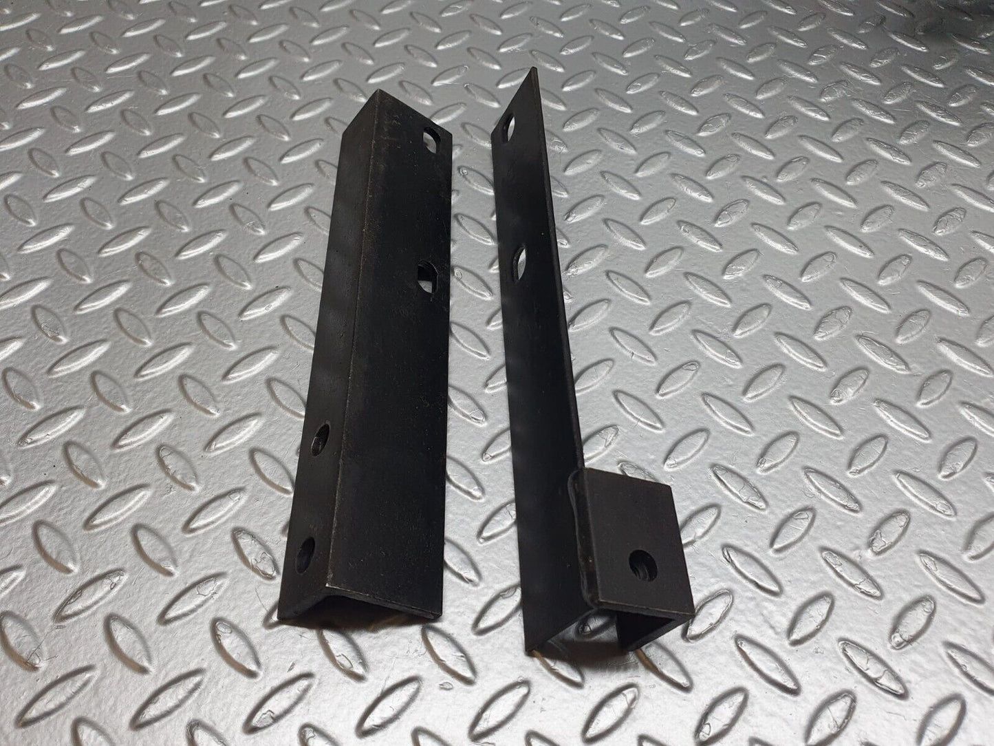 42122 Mercedes-Benz W202 C200 Genuine Tow Bars