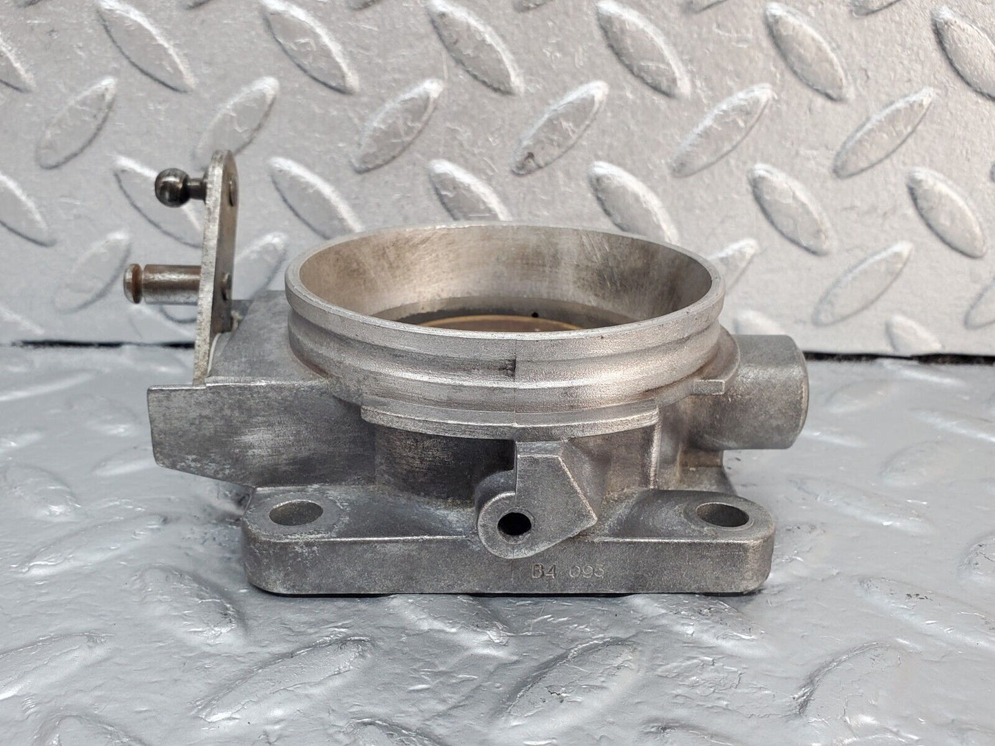 45414 Mercedes-Benz 280E M110.983 Throttle Body Valve