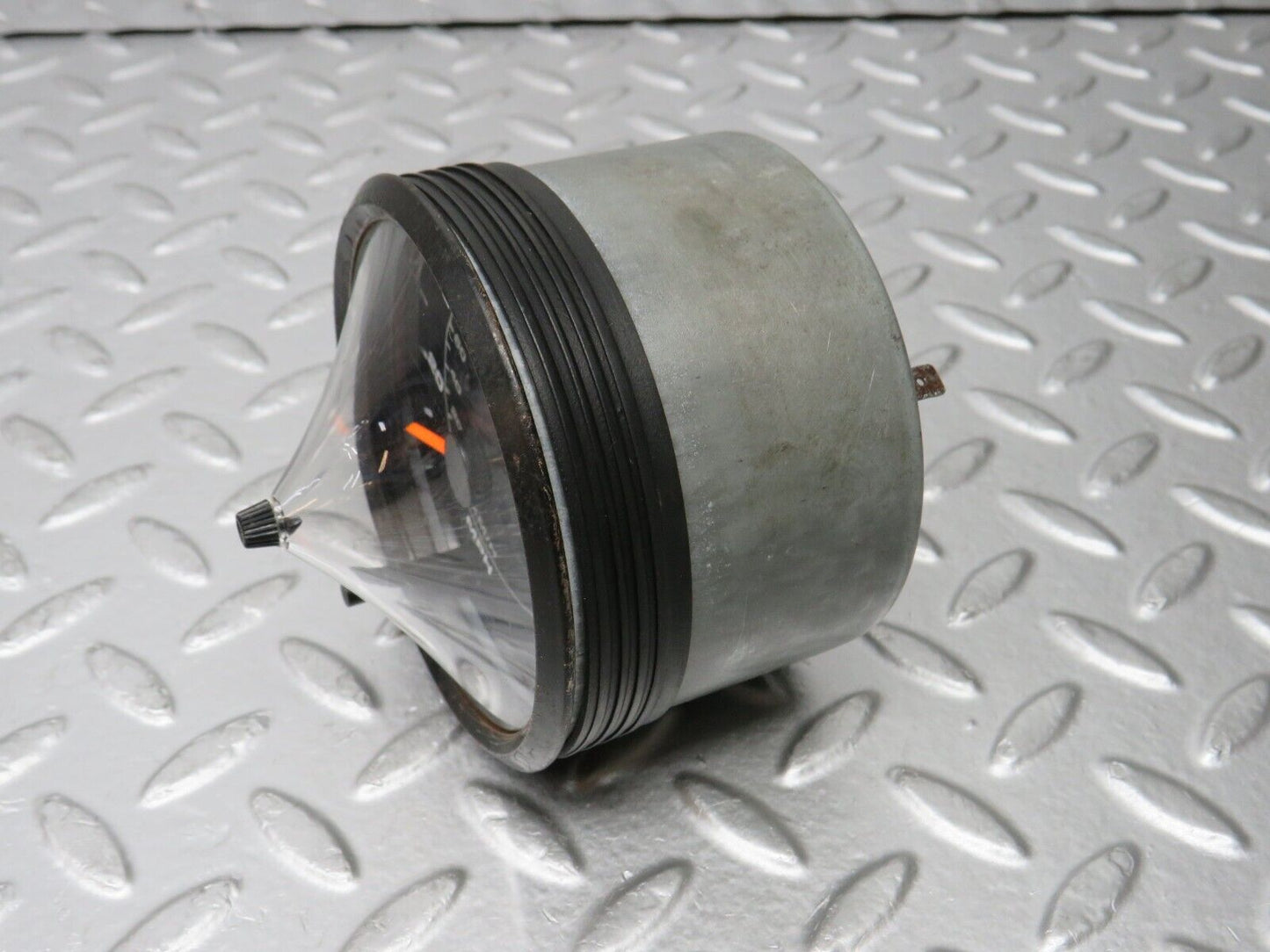 30122 Porsche 924 Instrument Cluster Speedometer VDO