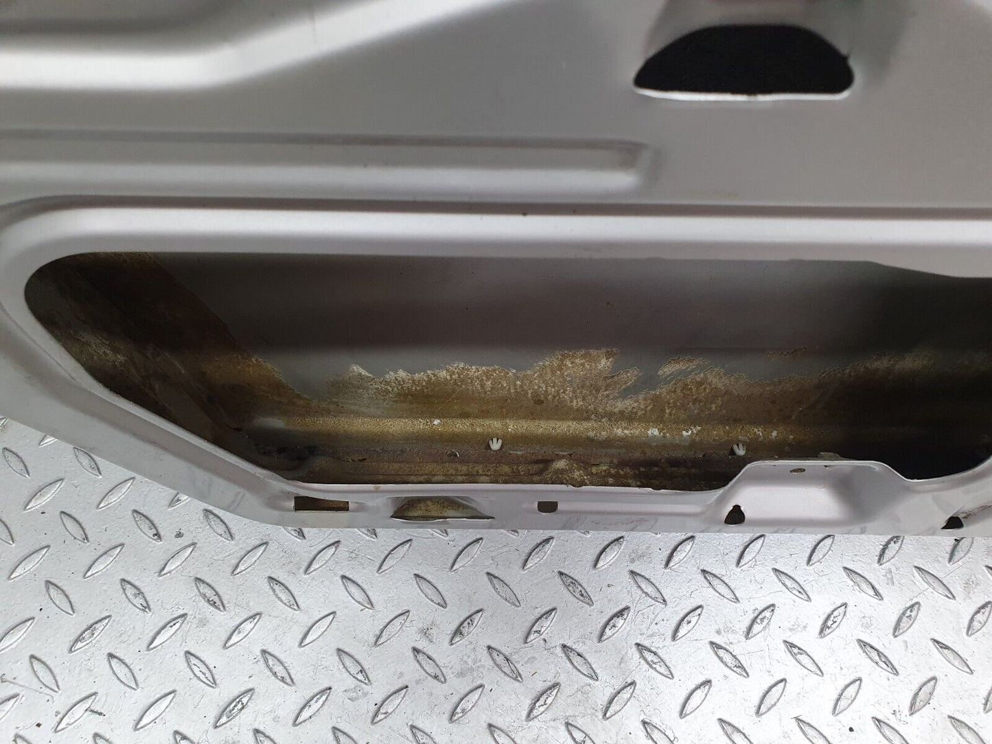 42972 Mercedes-Benz W201 190 Rear Left Door