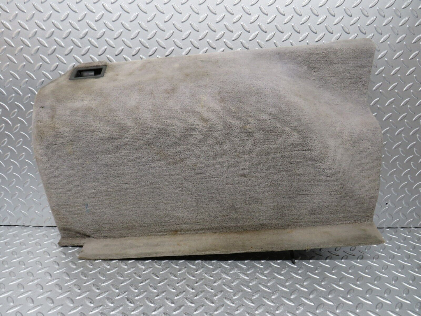 31189 Mercedes-Benz S124 220TE Wagon Trunk Side Panel Cover Left Grey