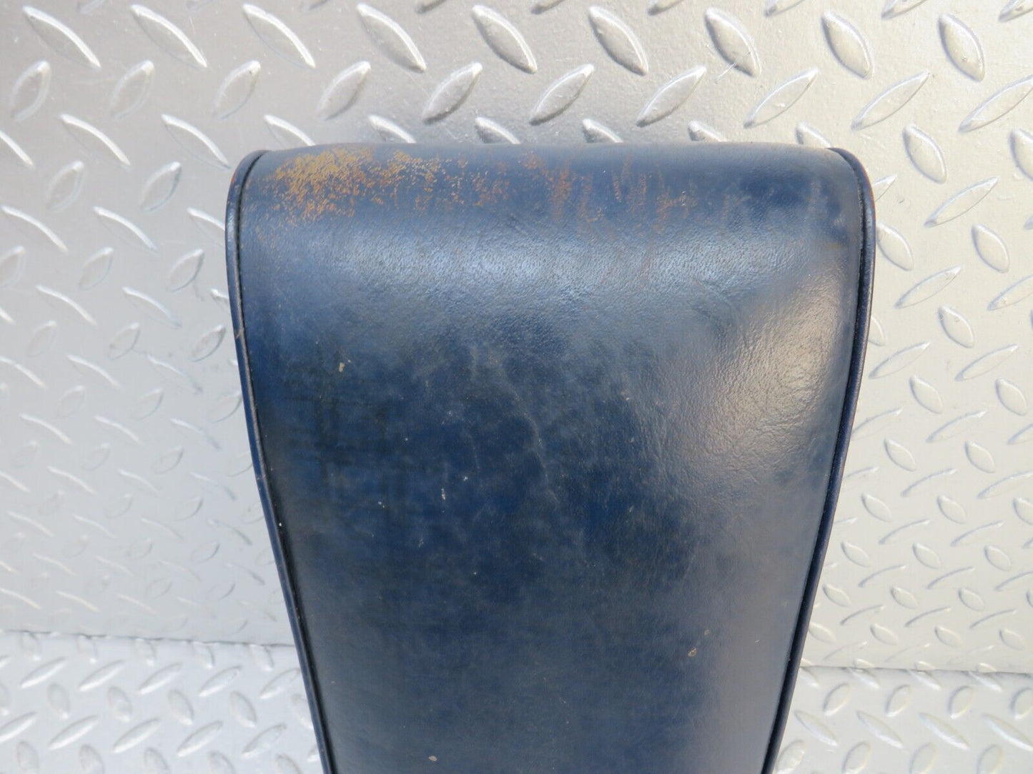 37595 Mercedes-Benz W109 300SEL Centre Armrest Blue