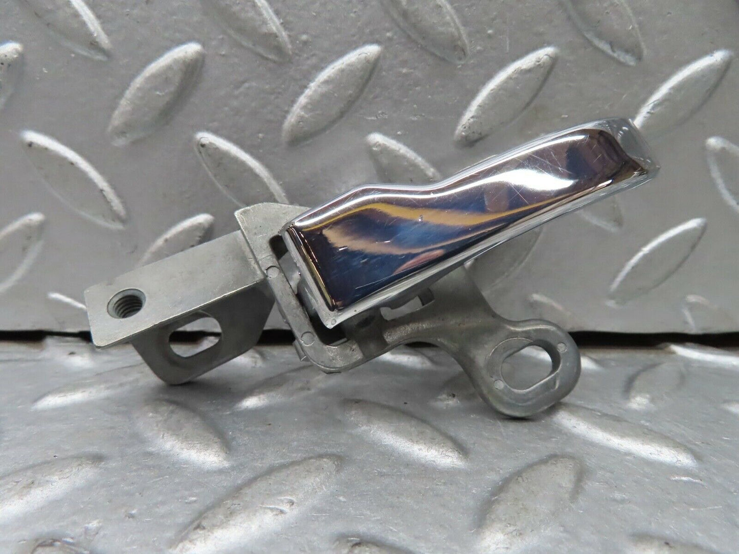 19160 Mercedes-Benz W123 300D Left Interior Door Handle 1237600161