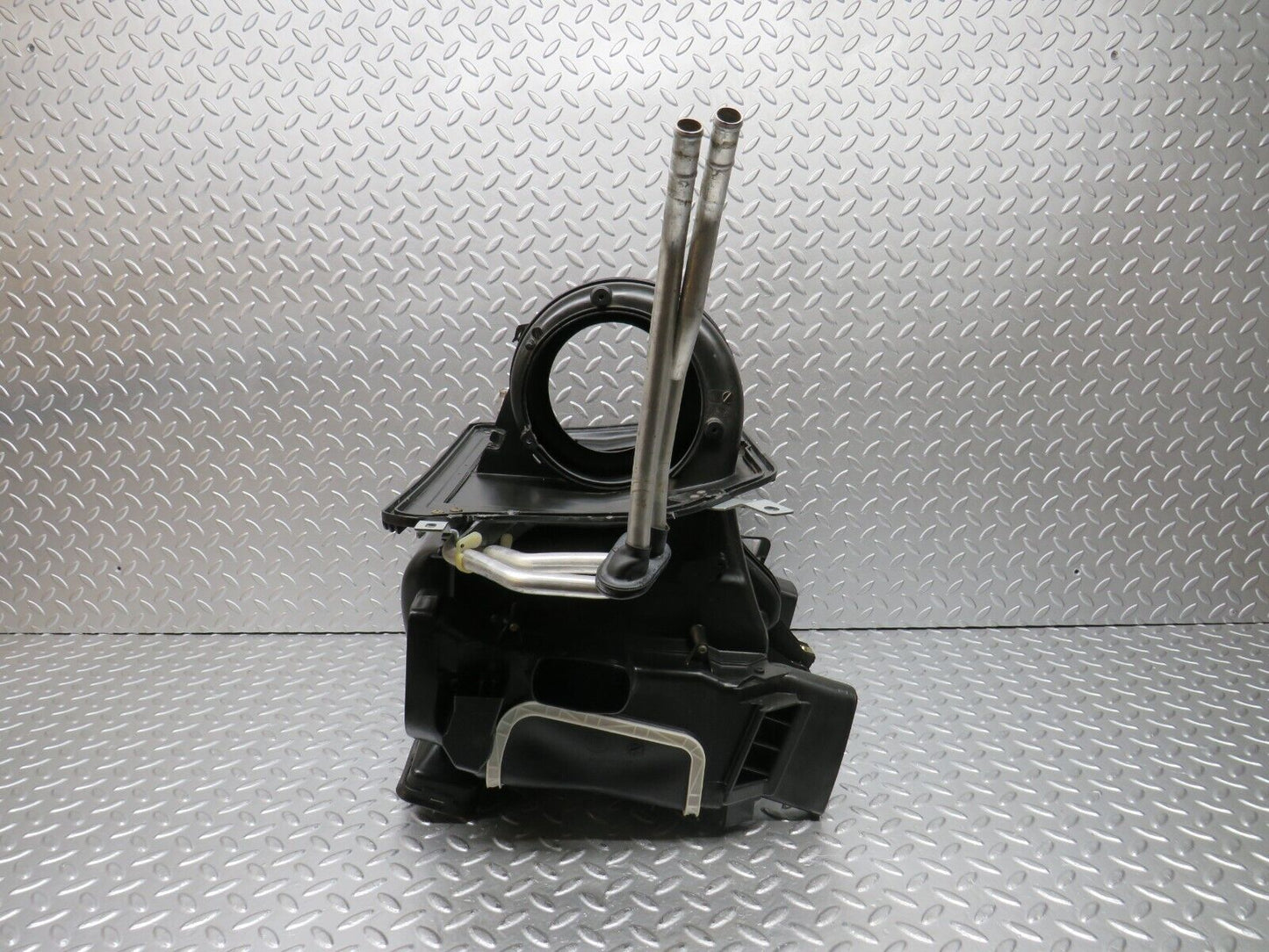 30465 Mercedes-Benz W124 230E Heater Blower Box Housing 1248304962