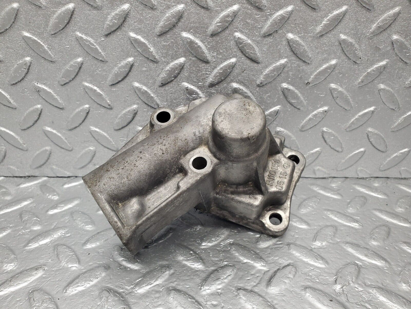 46720 Mercedes-Benz C123 280CE Coupe Ignition Distributor Housing 1101580515