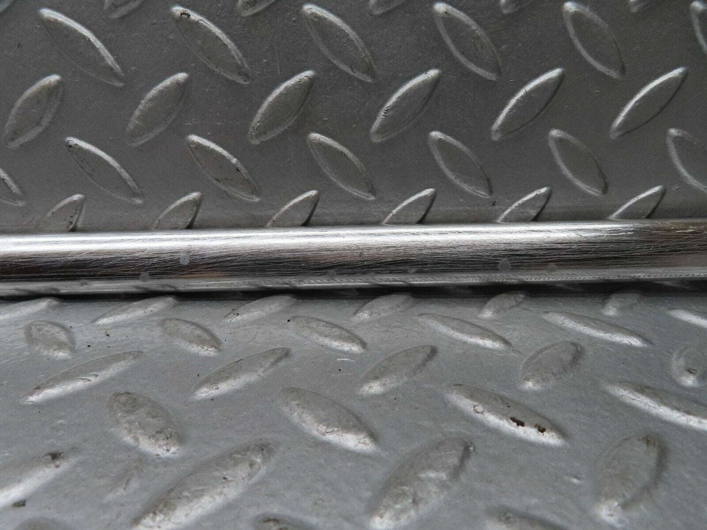 18917 Mercedes-Benz W121 190b Ponton Rear Right Door Upper Chrome Trim