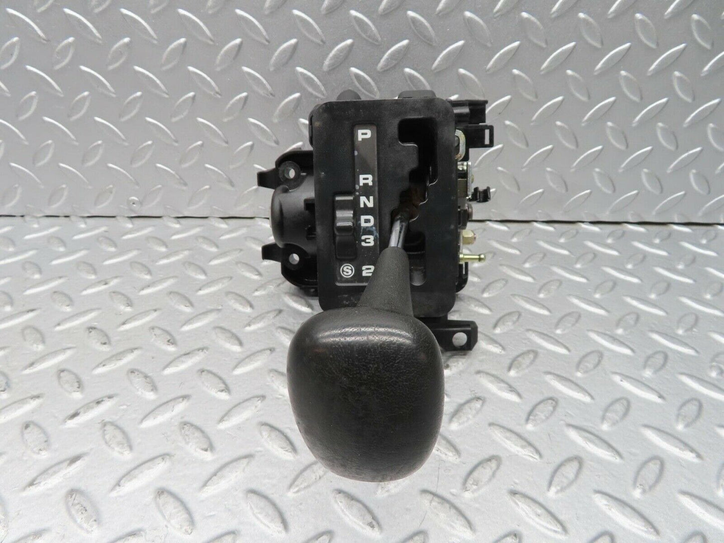 14598 Mercedes-Benz W201 190E Automatic Gear Shift Selector 1242670237