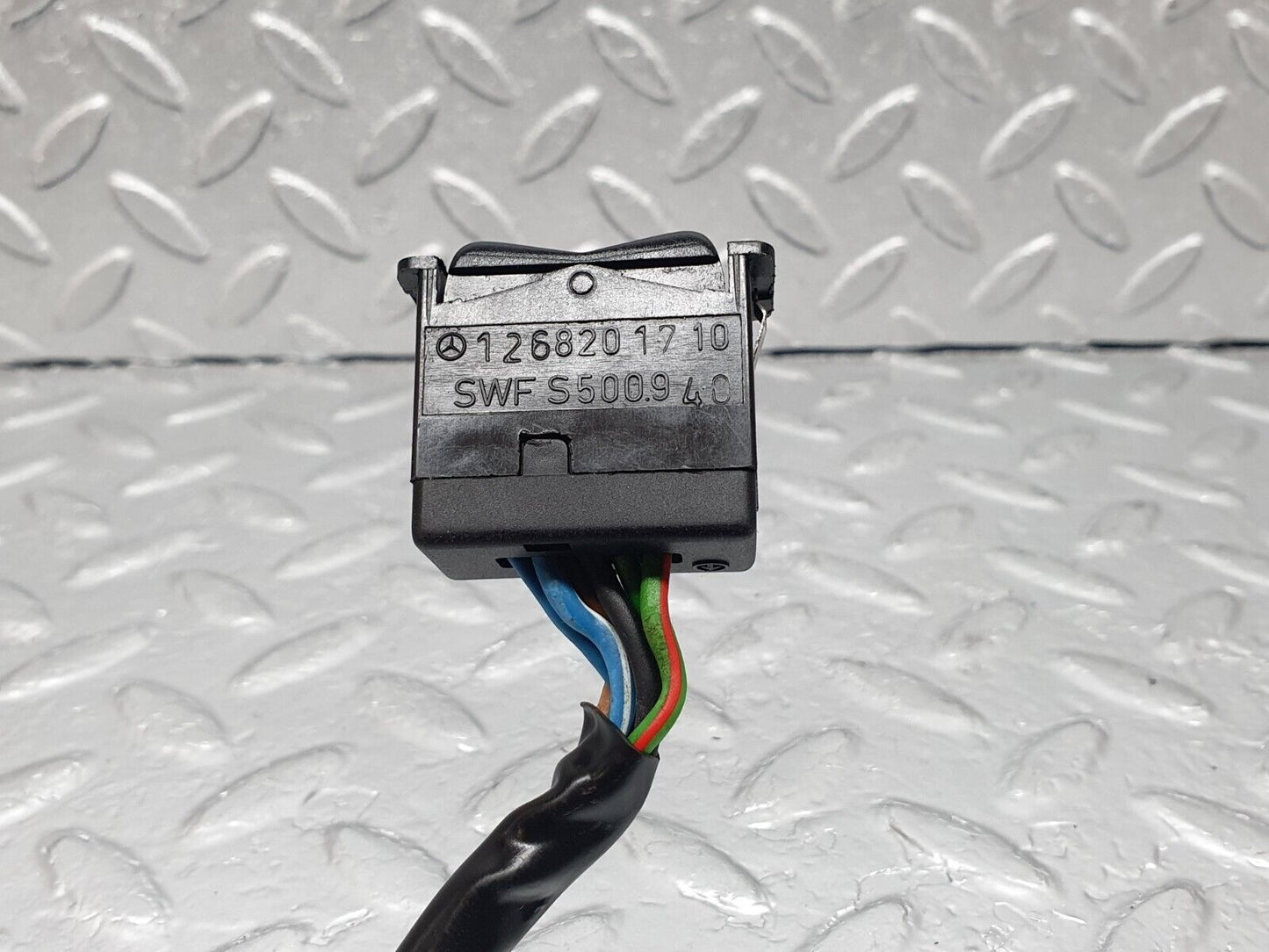 43584 Mercedes-Benz C126 380SEC Coupe Rear Electric Window Switch 1268201710