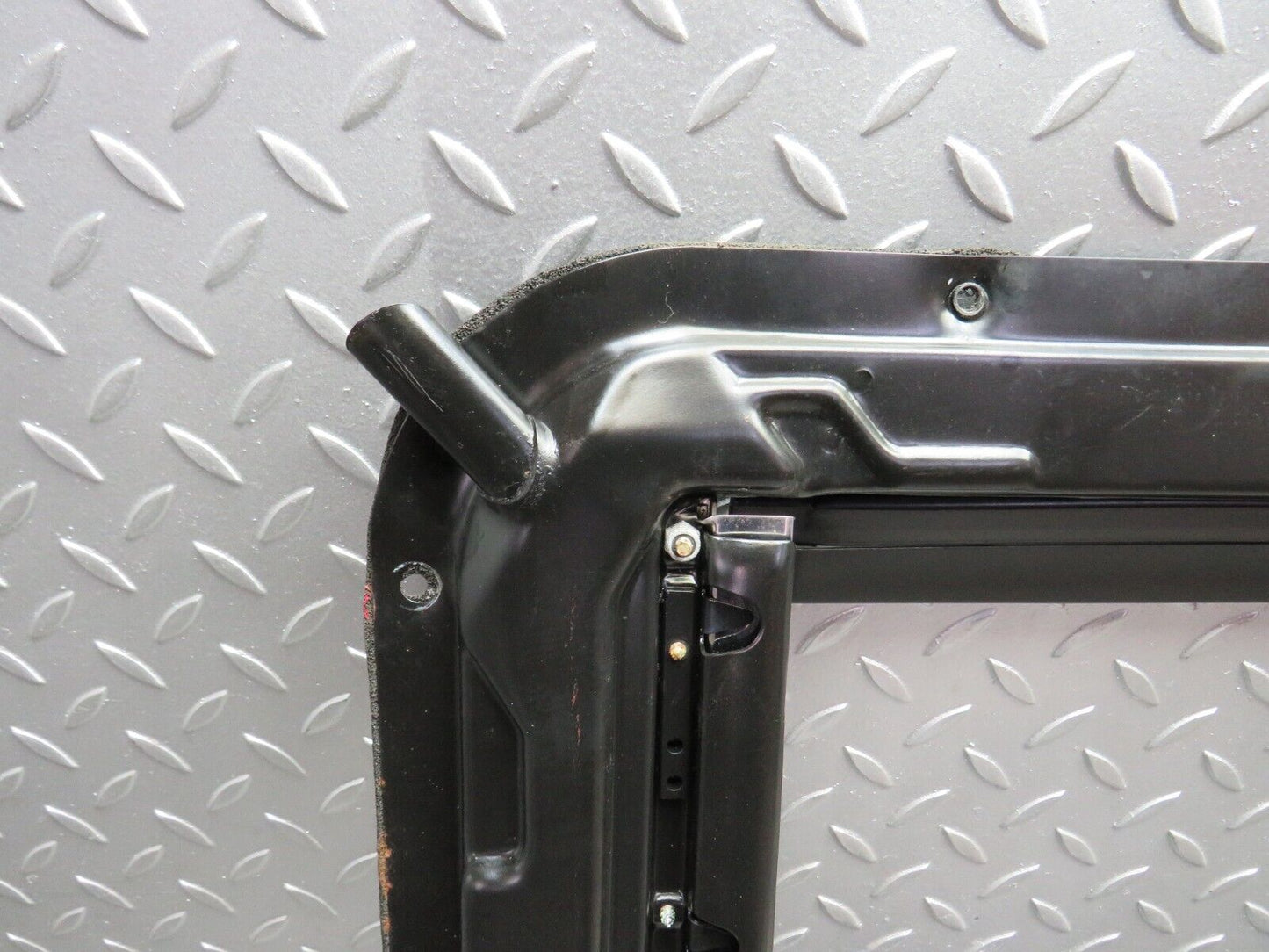 38981 Mercedes-Benz W201 190E 2.6L Power Sunroof Frame