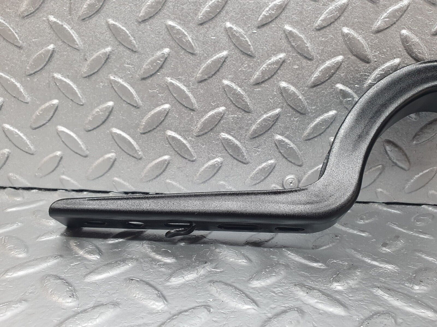 43938 Mercedes-Benz C123 230CE Coupe Trunk Lid Hinge Left Side 1237500187
