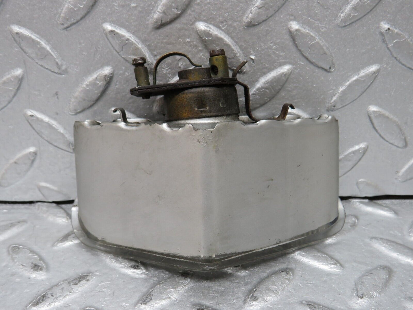 37377 Mercedes-Benz W109 300SEL Headlight Parking Light Right Side K33392