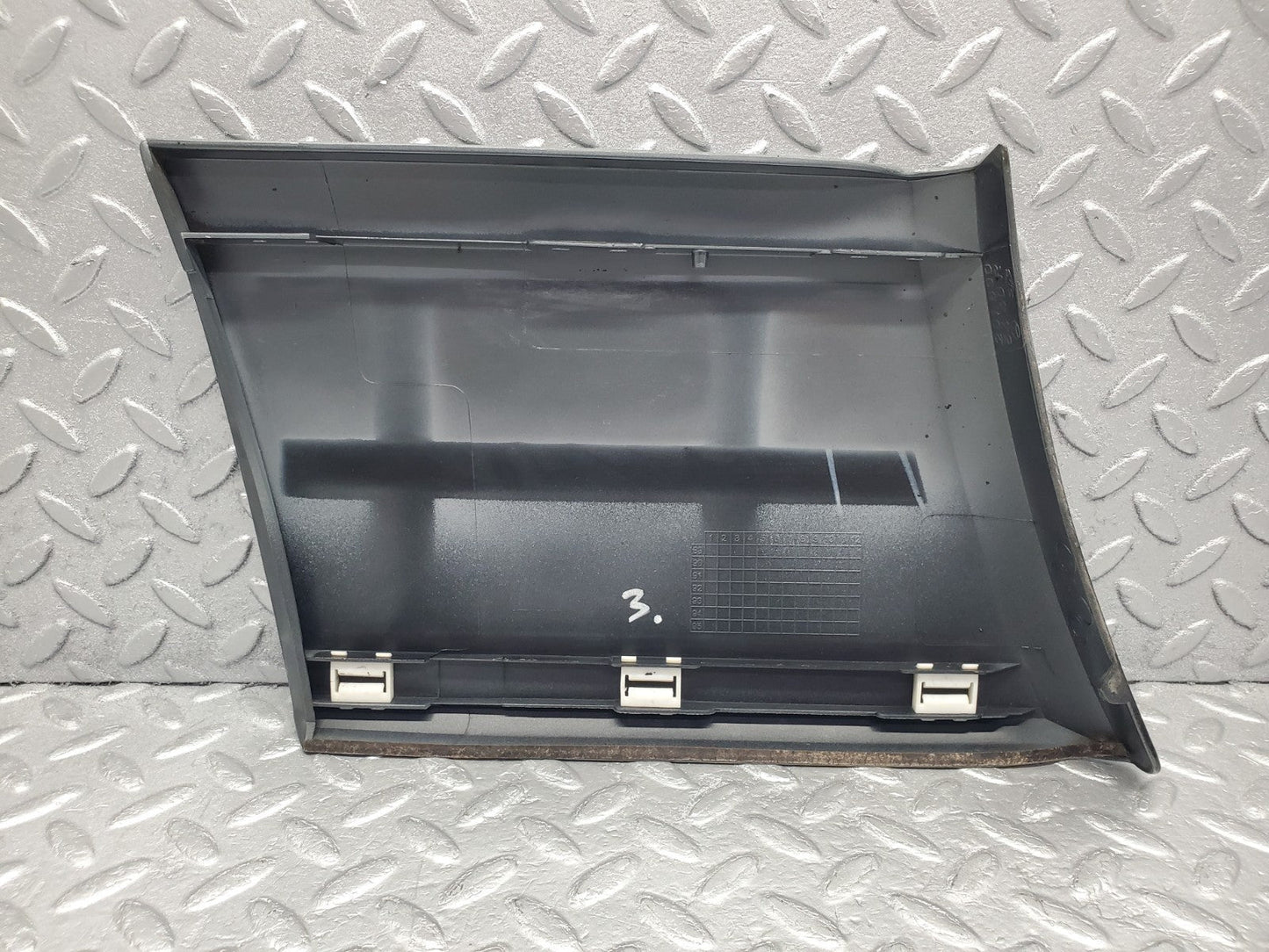 W201 Baby Benz front right fender wing moulding trim used OEM