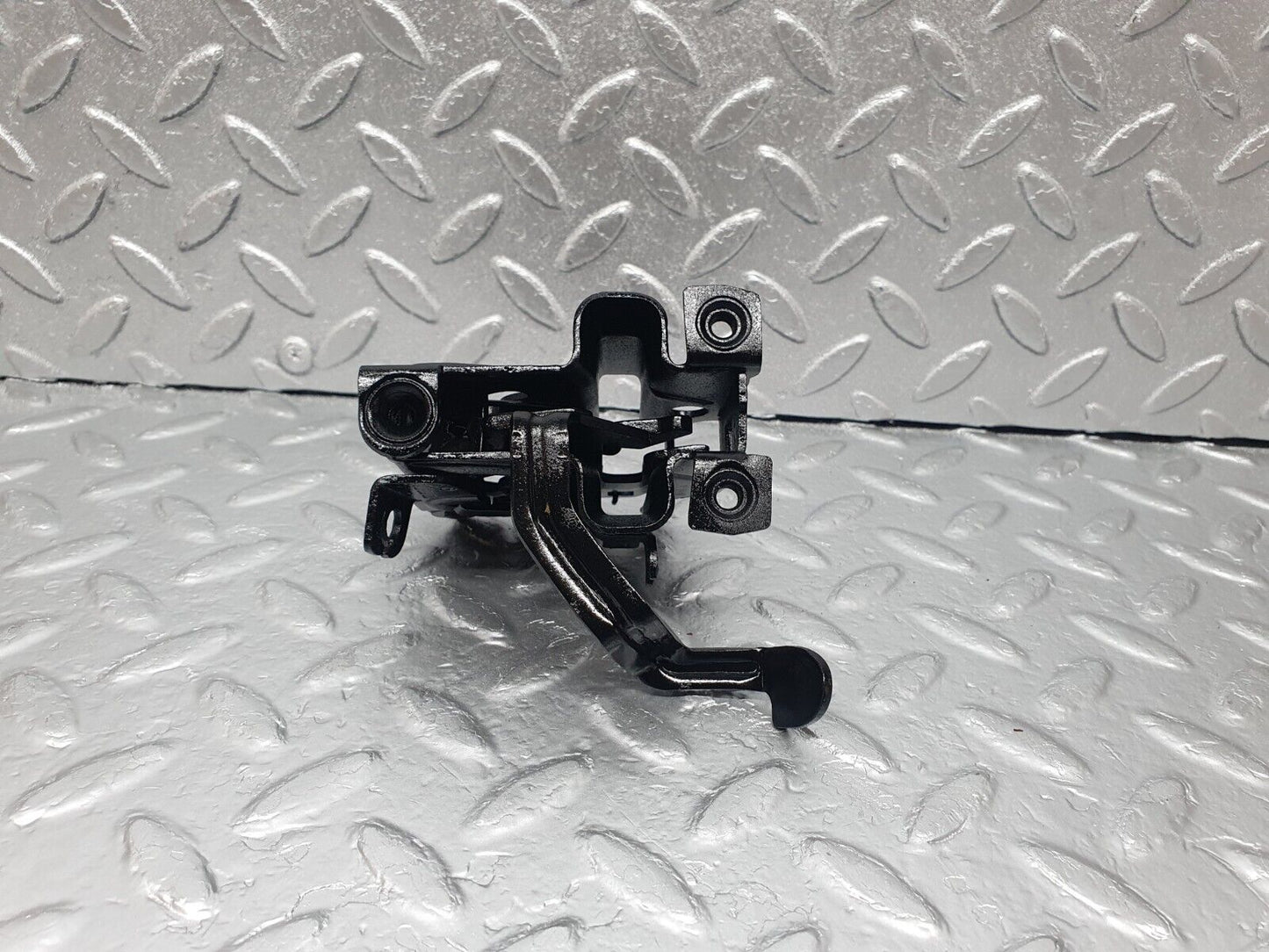 43524 Mercedes-Benz C126 380SEC Coupe Bonnet Lock Latch Left Side 1268800760