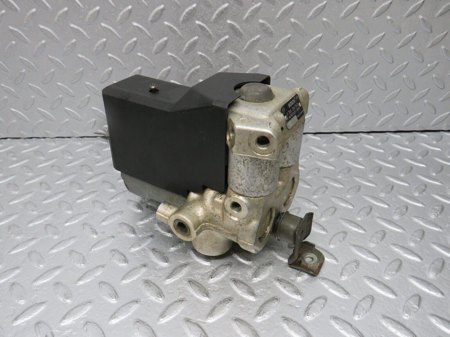 38578 Mercedes-Benz R129 280SL Coupe ABS Brake Pump Bosch 0265200043