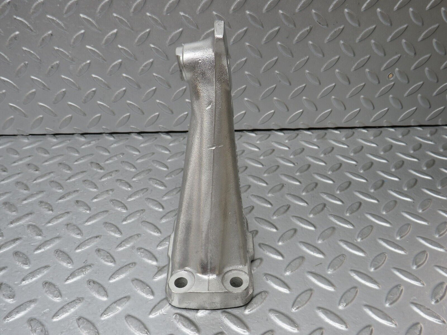 35475 Mercedes-Benz R107 280SL Engine Mount Bracket Right 1802233904
