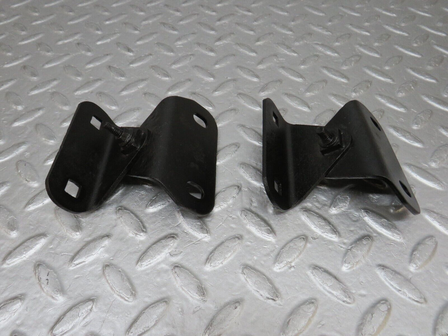 37562 Mercedes-Benz W109 300SEL Rear Bumper Bracket Pair