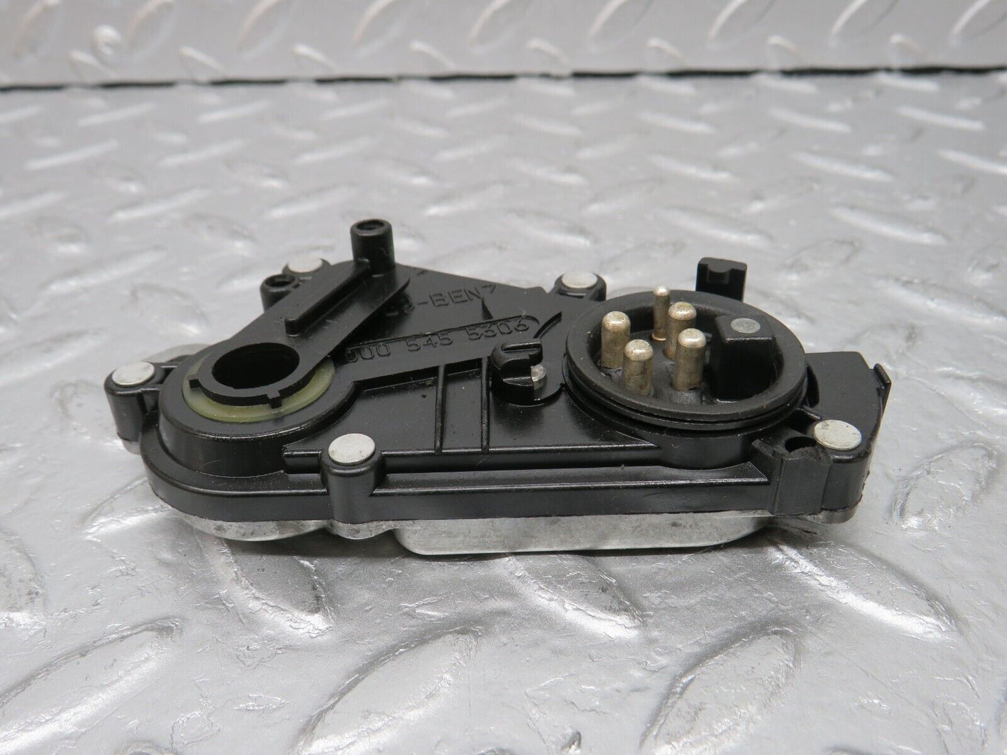 33133 Mercedes-Benz W126 380 V8 M116 Reverse Light Switch 0005455306