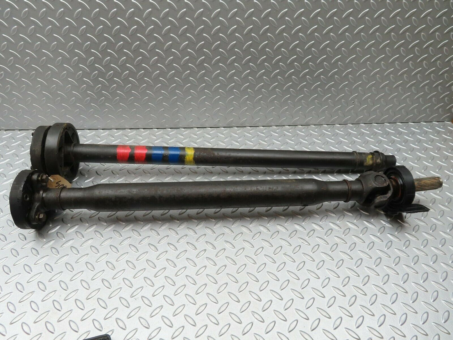 4095 Mercedes-Benz S123 200T Wagon Cardan Shaft Drive Shaft