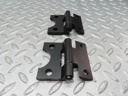 17829 Mercedes-Benz W116 450SEL Door Hinges Front Right