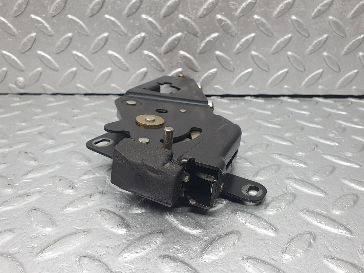 42484 Mercedes-Benz R129 320SL Coupe Roof Lock Left Side 1298001574