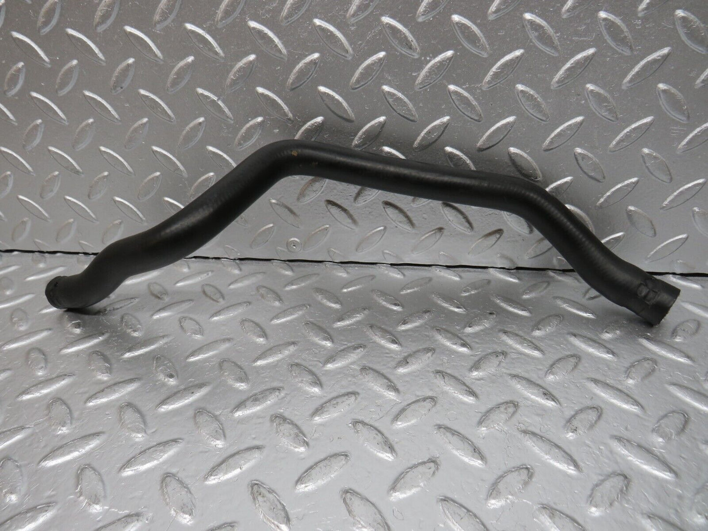 31365 Mercedes-Benz S124 220TE Wagon Radiator Hose Pipe 1248306296