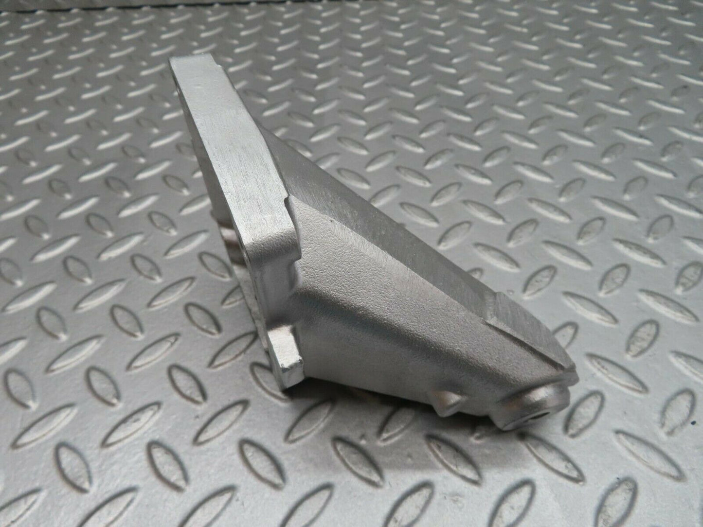 12180 Mercedes-Benz R129 300SL Coupe Engine Mount Bracket Left Side 1042230404