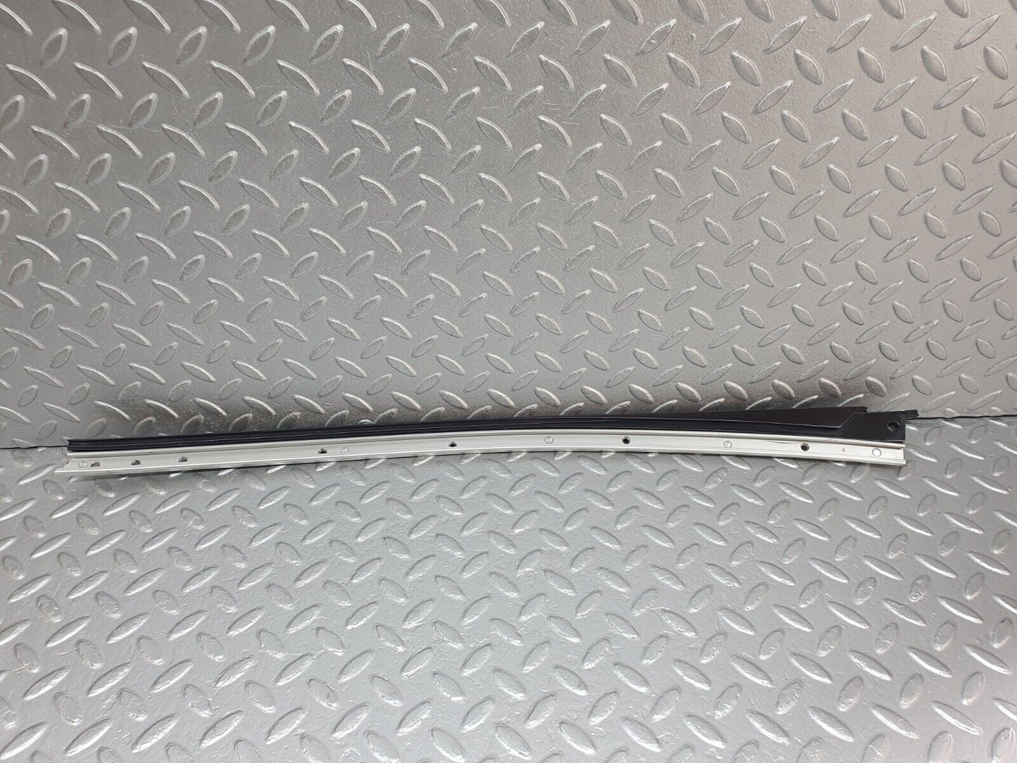 42449 Mercedes-Benz R129 320SL Coupe A Pillar Chrome Trim Cover Right
