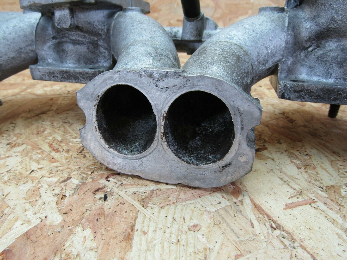 2138 Mercedes-Benz W108 280SE Air Intake Manifold  1141410001