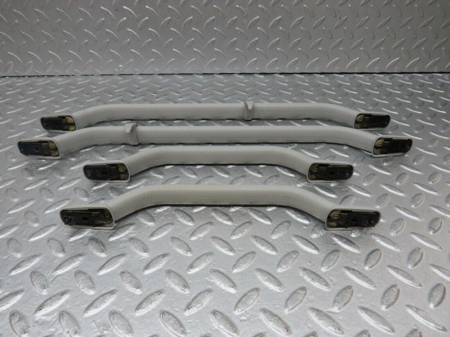 36061 Mercedes-Benz W126 420SE Interior Roof Grab Handle Set Grey