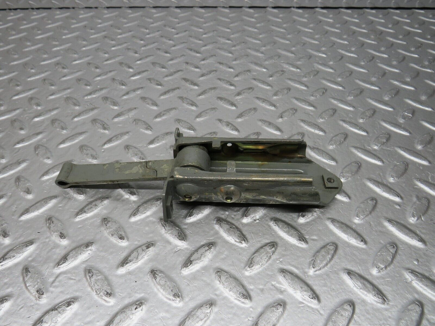 31799 Mercedes-Benz W201 190LE 1.8L Door Safety Check Strap