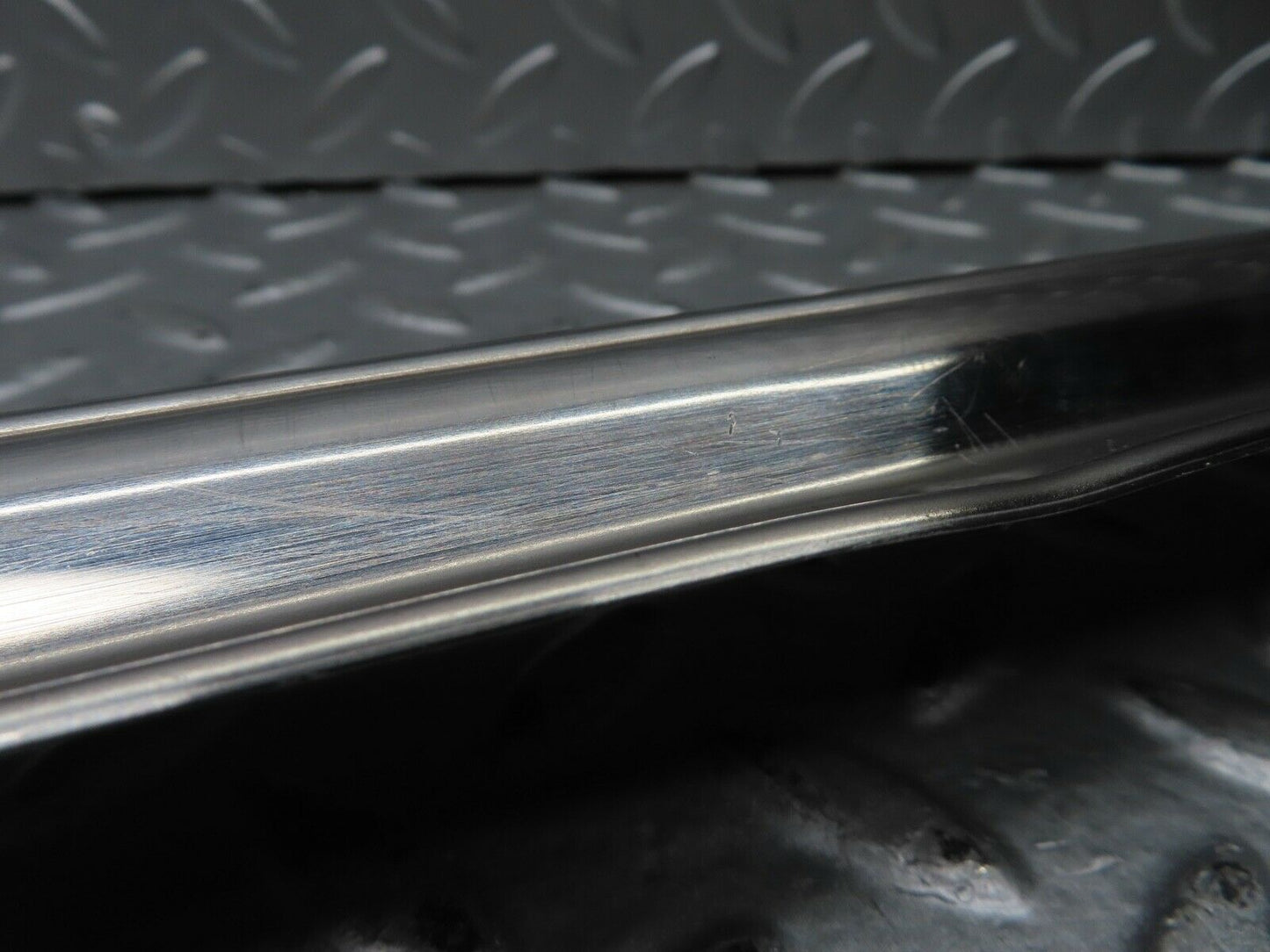 20956 Mercedes-Benz W114 250CE Coupe Left Door Sill Chrome