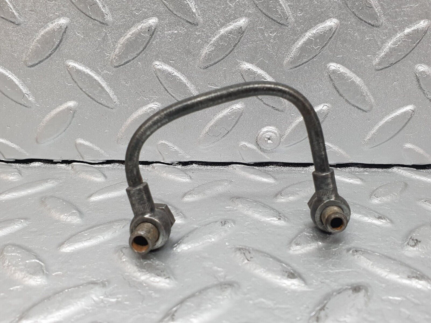 41040 Mercedes-Benz W126 300SE Thermostat Housing Coolant Pipe