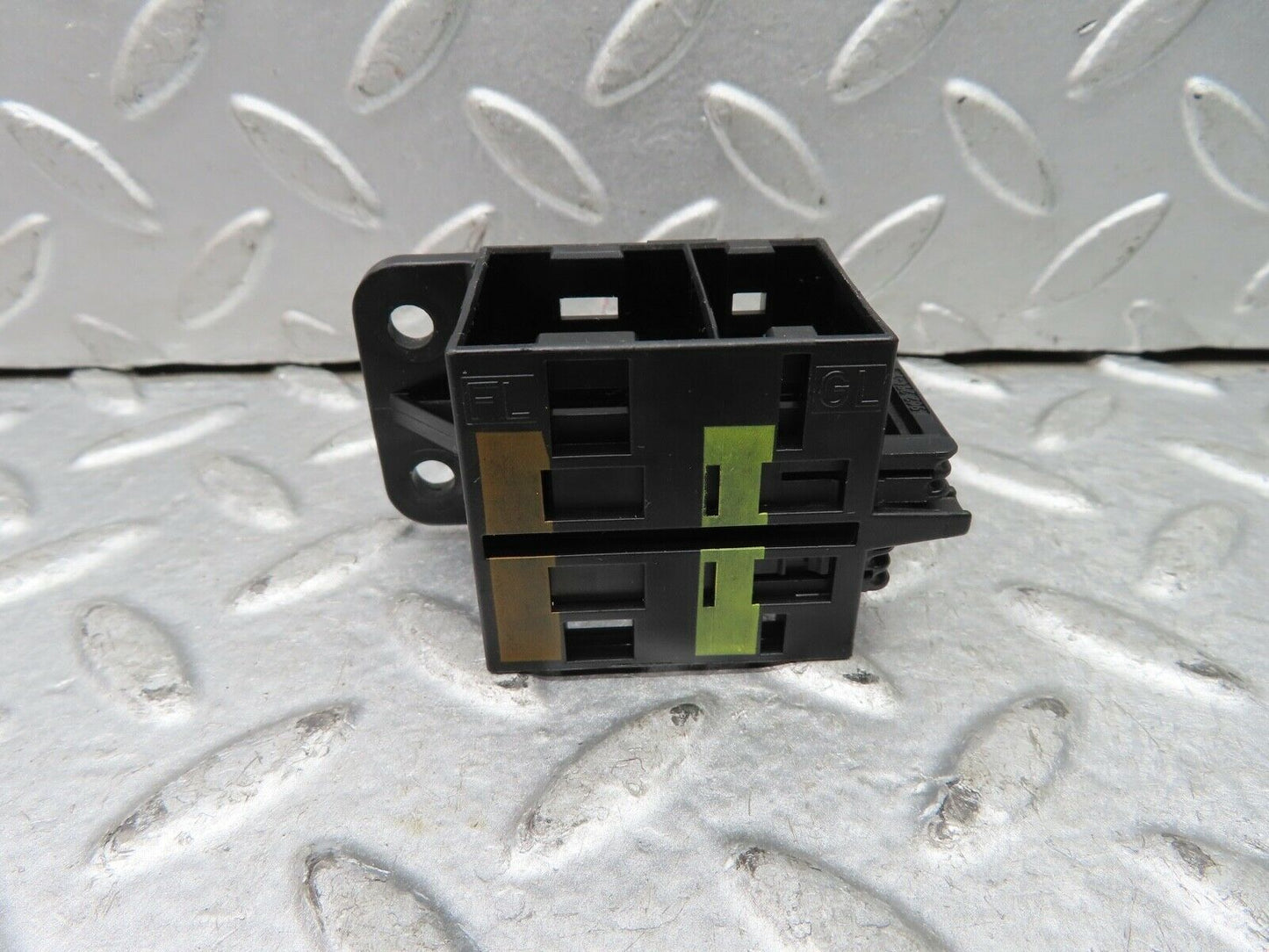 19687 Mercedes-Benz C140 CL420 Coupe Front Left Door Switch Plug 0195457028