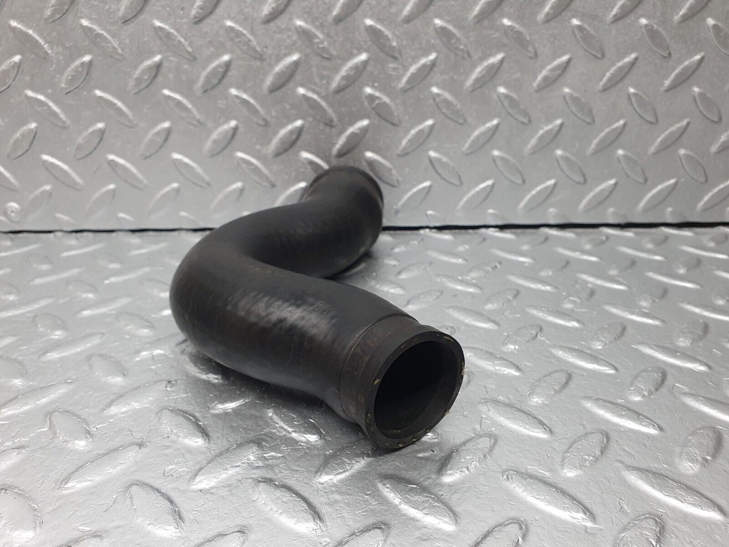 41289 Mercedes-Benz W126 300SE Coolant Hose Pipe 1245012382