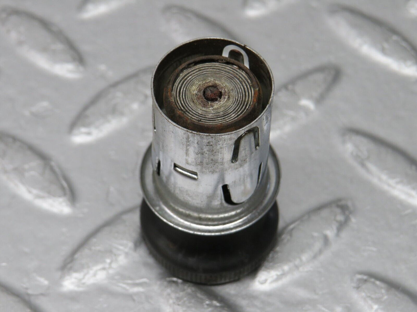 37532 Mercedes-Benz W109 300SEL Cigarette Lighter 1108250553