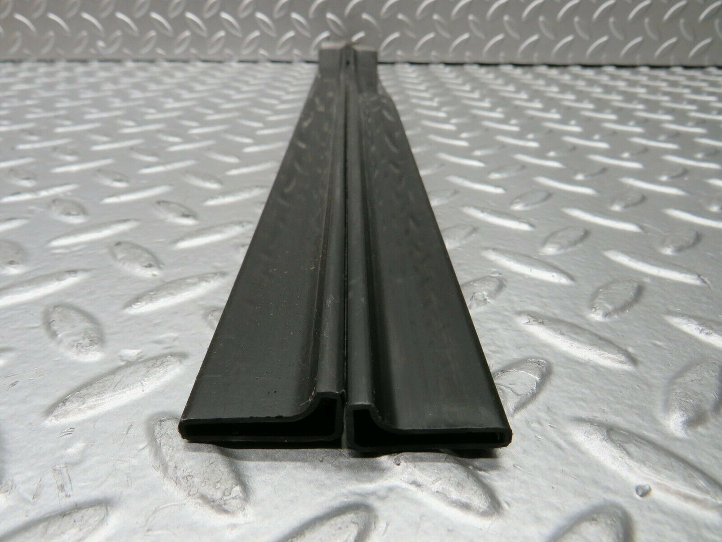 23159 Mercedes-Benz C123 230CE Coupe Seat Belt Runner