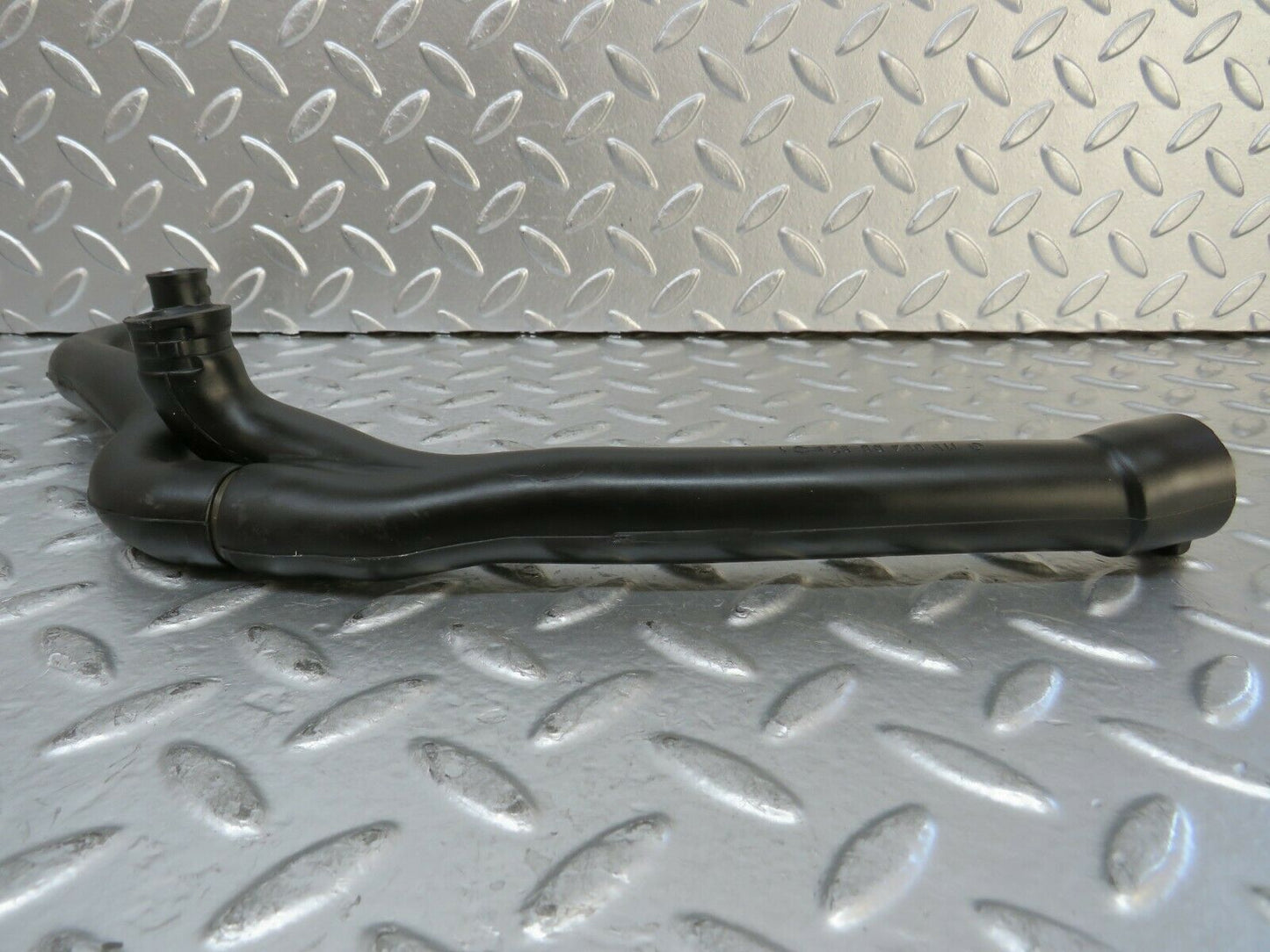 23859 Mercedes-Benz C107 450SLC Air Intake Breather Hose 1160940482 1160940682