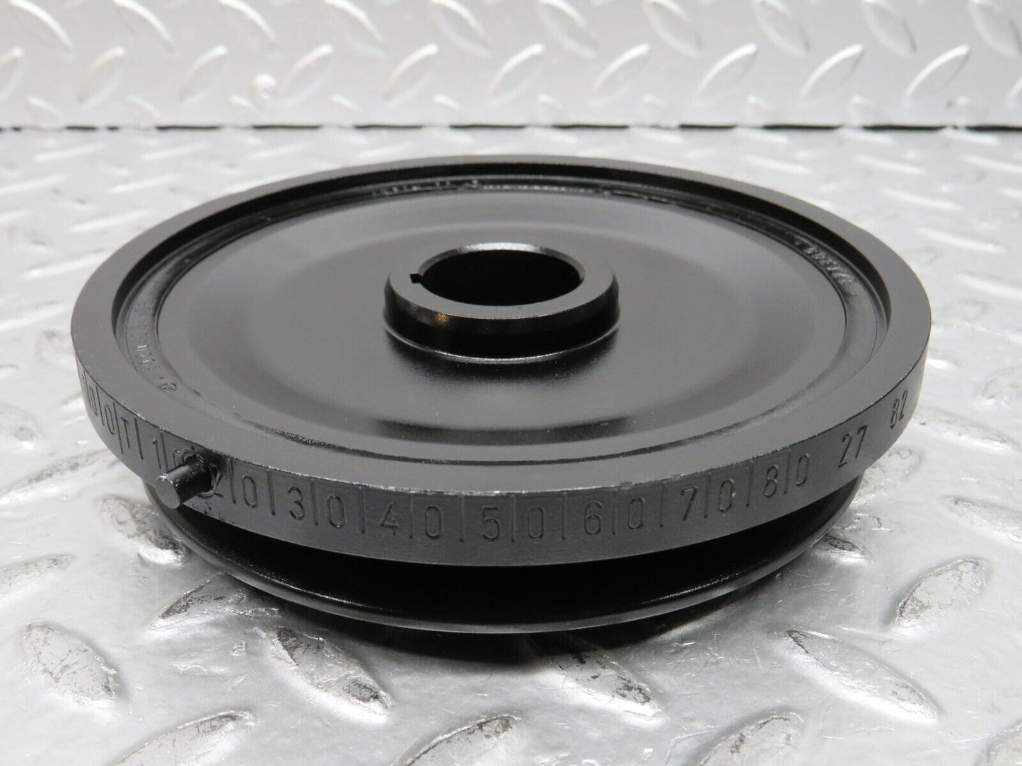 29882 Mercedes-Benz W123 230E Crankshaft Vibration Damper Pulley 1020300403