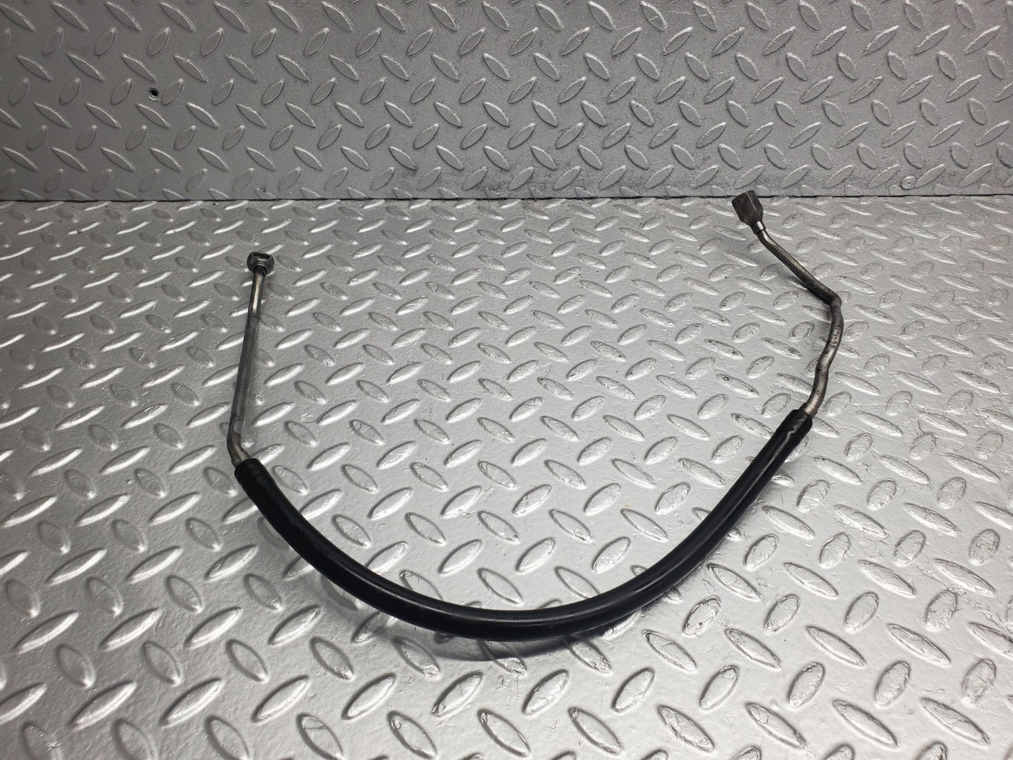 W124 Wagon fuel pipe line used OEM
