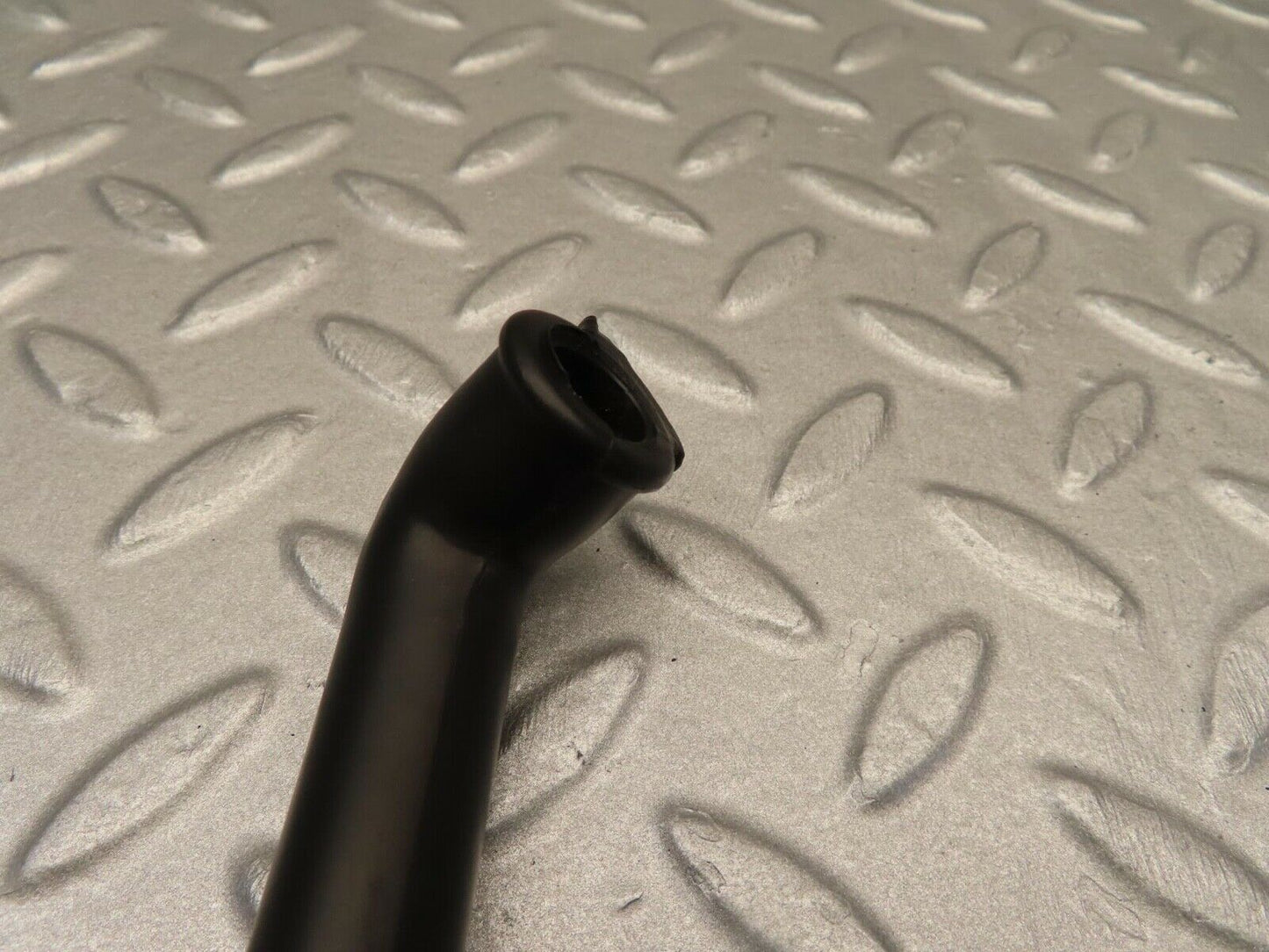 11816 Mercedes-Benz R107 450SL Crankcase Breather Hose 1170940391