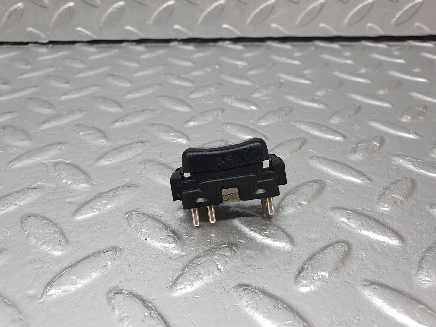 42389 Mercedes-Benz R129 320SL Coupe Right Door Window Switch 1298201410