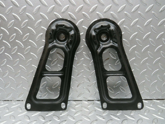 22867 Mercedes-Benz C107 450SLC Coupe Rear Suspension Axle Mounting Bracket