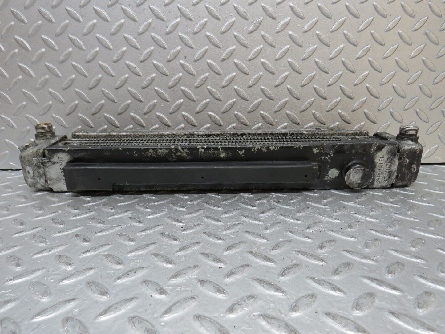 37406 Mercedes-Benz W109 300SEL Oil Cooler Radiator Behr 1161800065