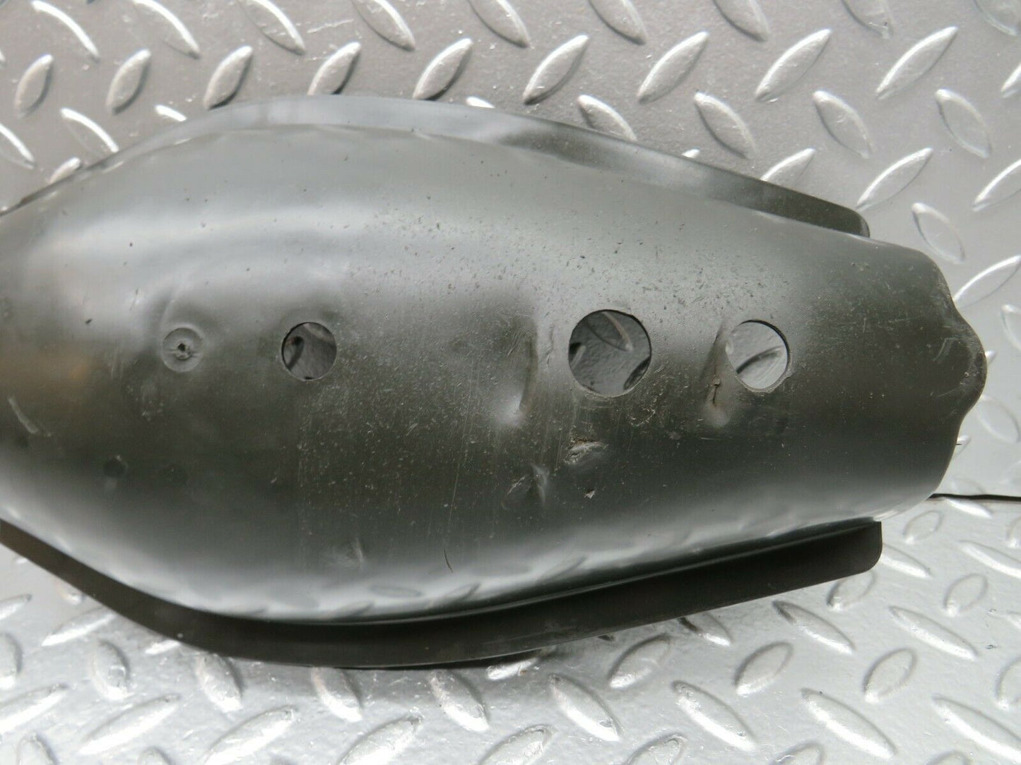 22427 Mercedes-Benz C124 E220 Coupe Rear Control Arm Cover  1293520188
