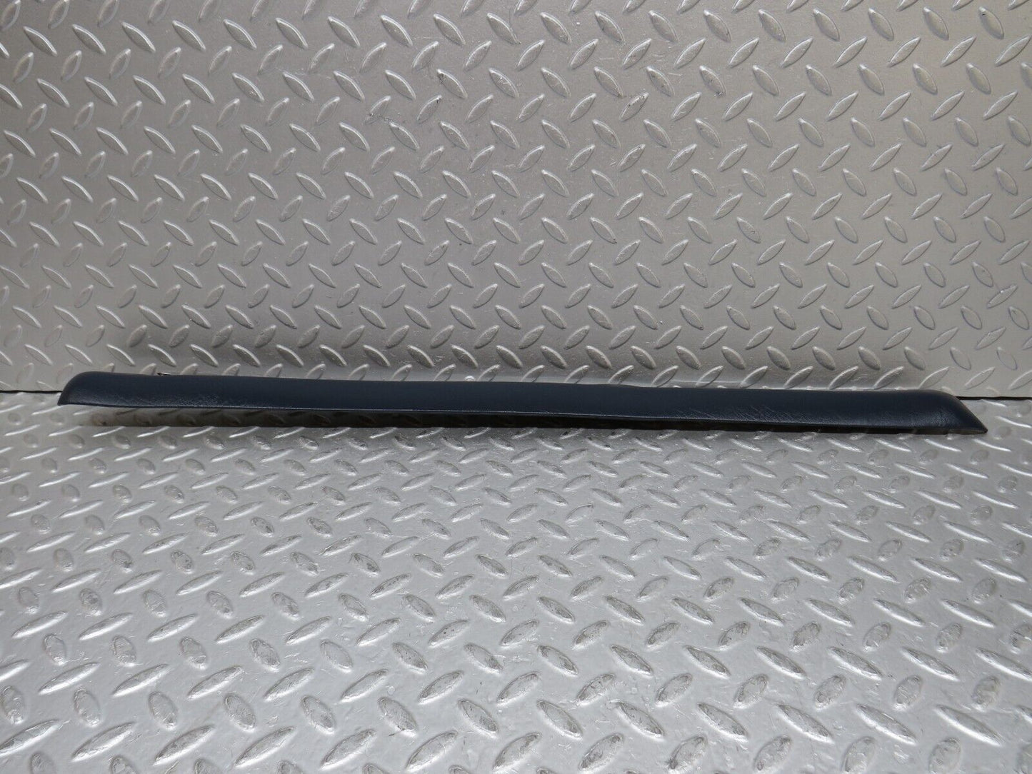 37305 Mercedes-Benz W109 300SEL Front Left Door Card Top Trim Blue