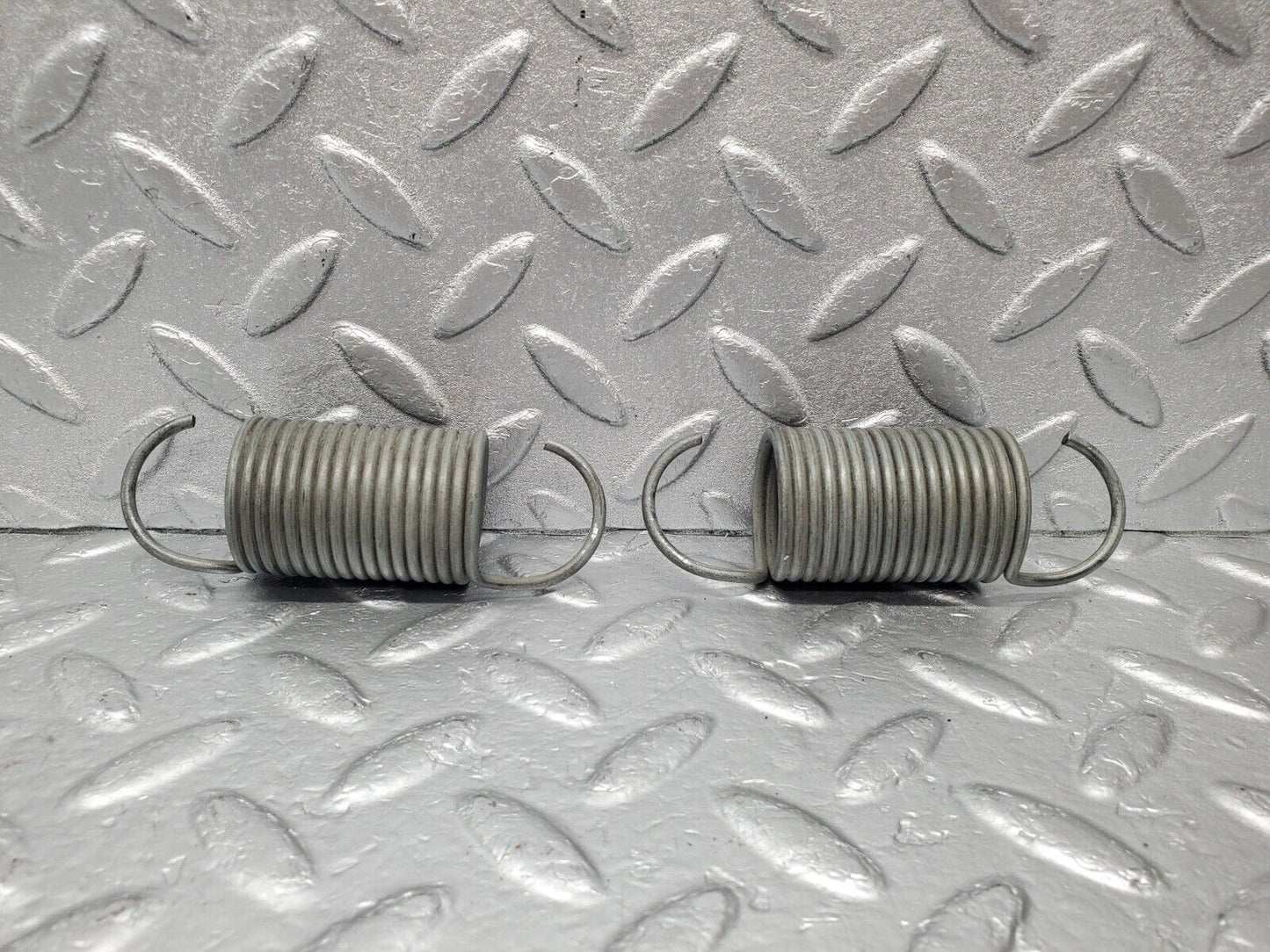 46655 Mercedes-Benz C123 280CE Coupe Front Seat Adjustment Spring Pair