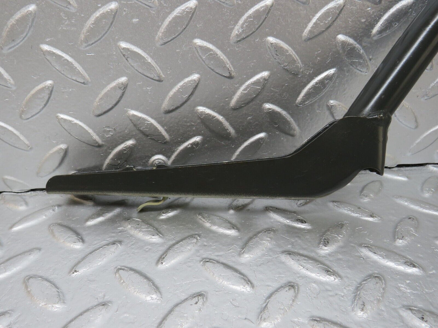 33726 Mercedes-Benz W201 190E 2.0L Trunk Lid Hinge Left Side