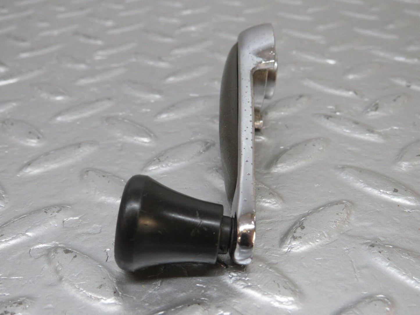 40222 Mercedes-Benz W110 230 Window Lifter Crank Handle